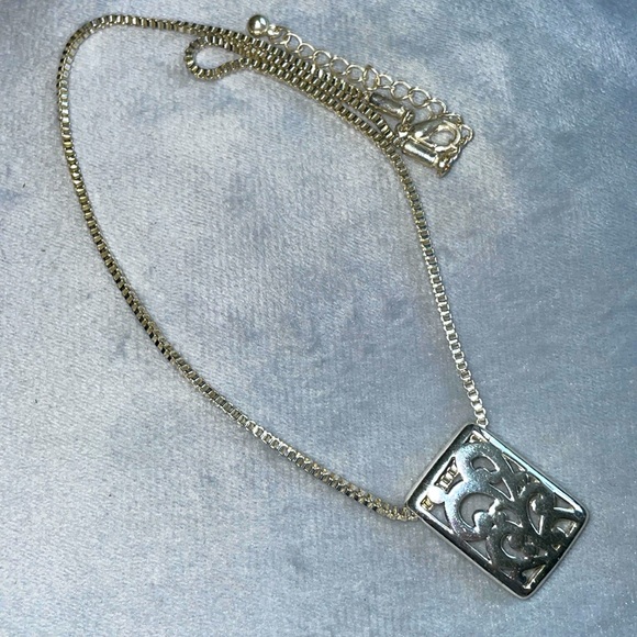 Jewelry - Pretty Rectangular Chain Statement Charm Necklace Silvertone with Lobster Clasp